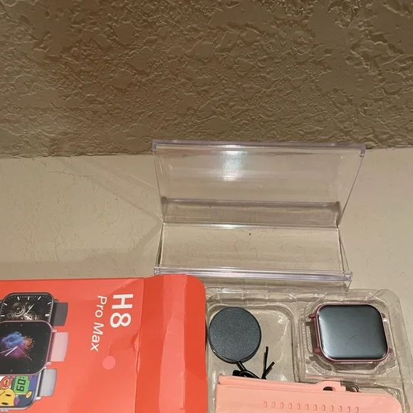 H8 Pro Max Smart Watch -Pink - Picture 4 of 6